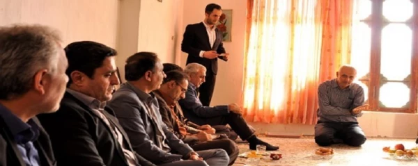 مدیرکل آموزش و پرورش مازندران و سرپرست دانشگاه فرهنگیان مازندران با خانواده شهید عرب دیدار کرد 3