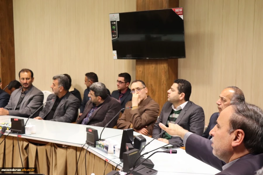 تجلیل از خادمین شهدای گمنام