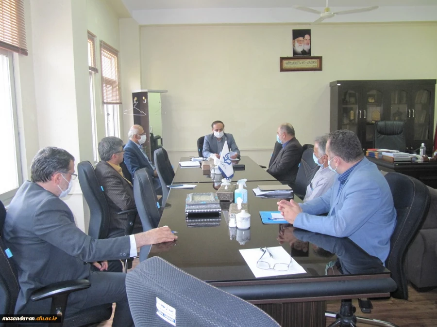 جلسه با مسئولین بنیاد شهید