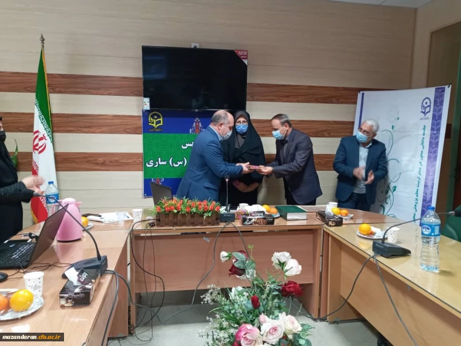 مراسم گرامیداشت هفته پژوهش و تجلیل از پژوهشگران پردیس فاطمه ازهراء(س) ساری 2