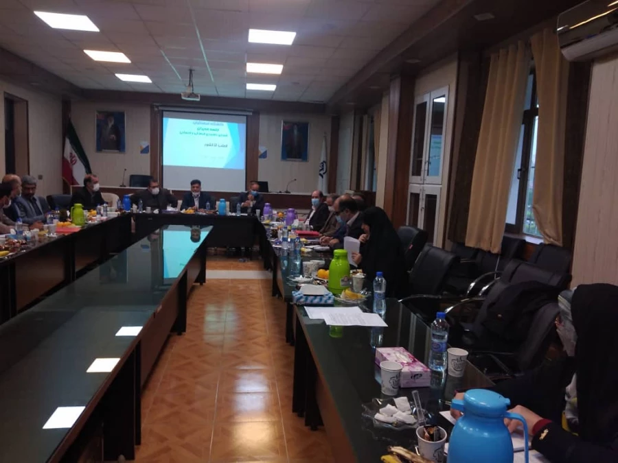 مشارکت پذیری و هم افزایی استفاده از الگو های موفق استان ها در حوزه فرهنگی از اهداف اصلی برگزاری قطب های پنجگانه است 8