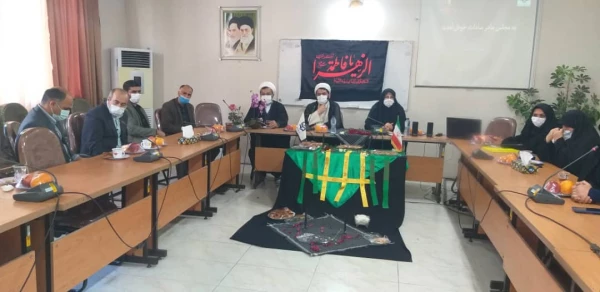 جلسه حوزه دانشگاه با موضوع فاطمه(س) شناسی 2