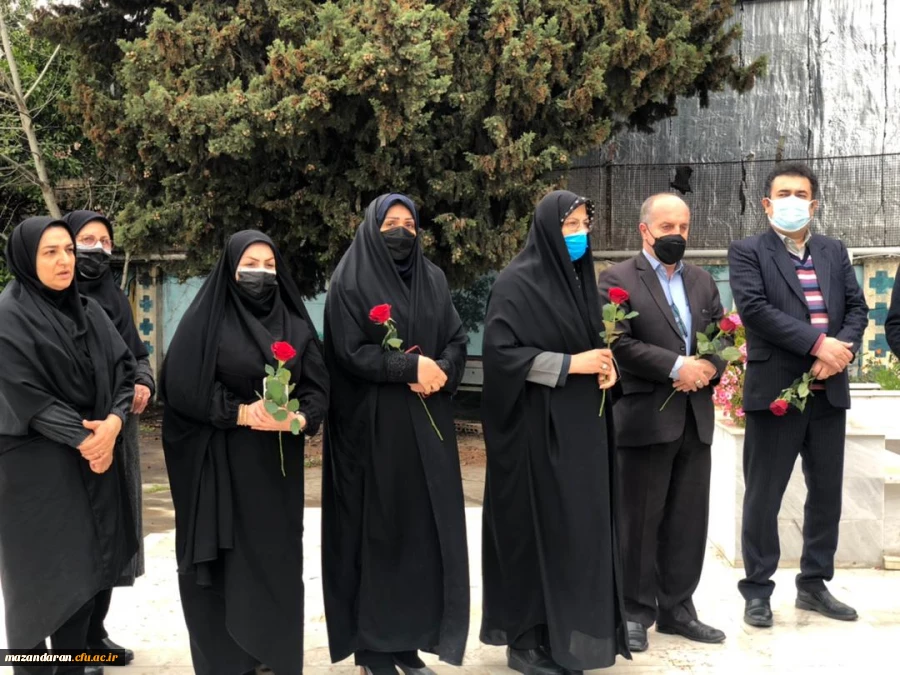 حضور مدیر کل نوسازی مدارس استان مازندران به مناسبت روز شهدا 6