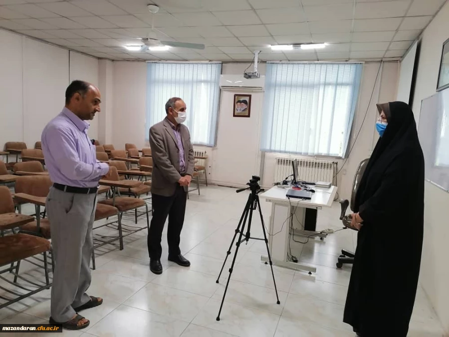 بازدید جناب آقای دکتر اسلامی مدیریت امور پردیس استان مازندران از نحوی برگزاری کلاس های حضوری 4