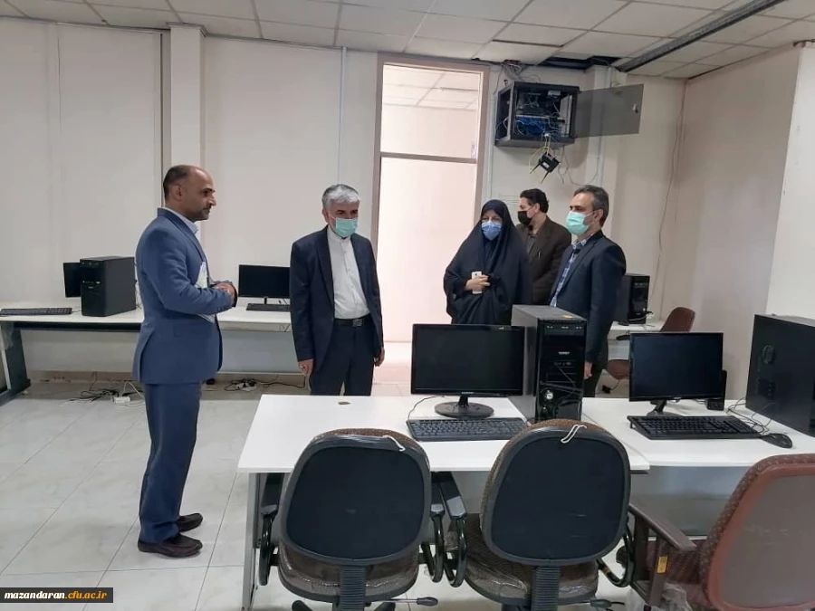 بازدید دکتر سمیعی سرپرست معاونت آموزشی و تحصیلات تکمیلی سازمان مرکزی  4