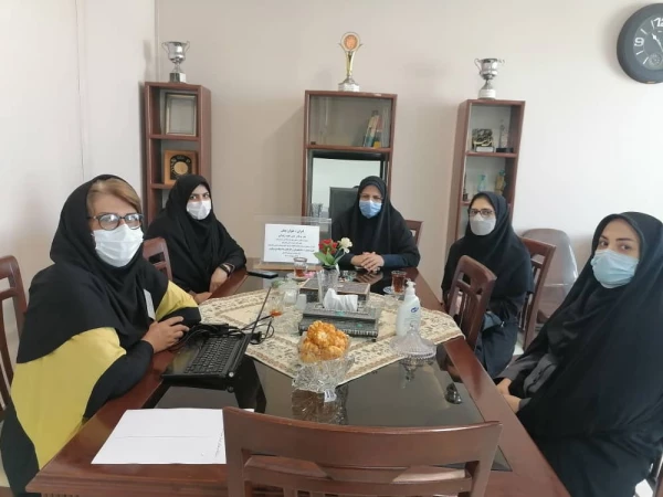 برنامه آموزشی و ویزیت با حضور تیم سلامت بانوان 2