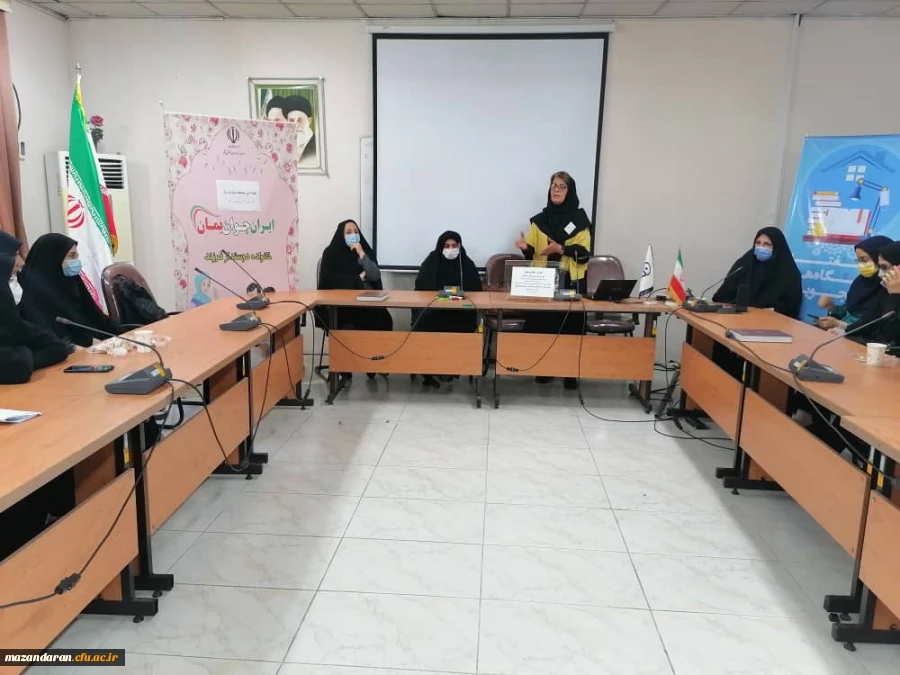 برنامه آموزشی و ویزیت با حضور تیم سلامت بانوان 3