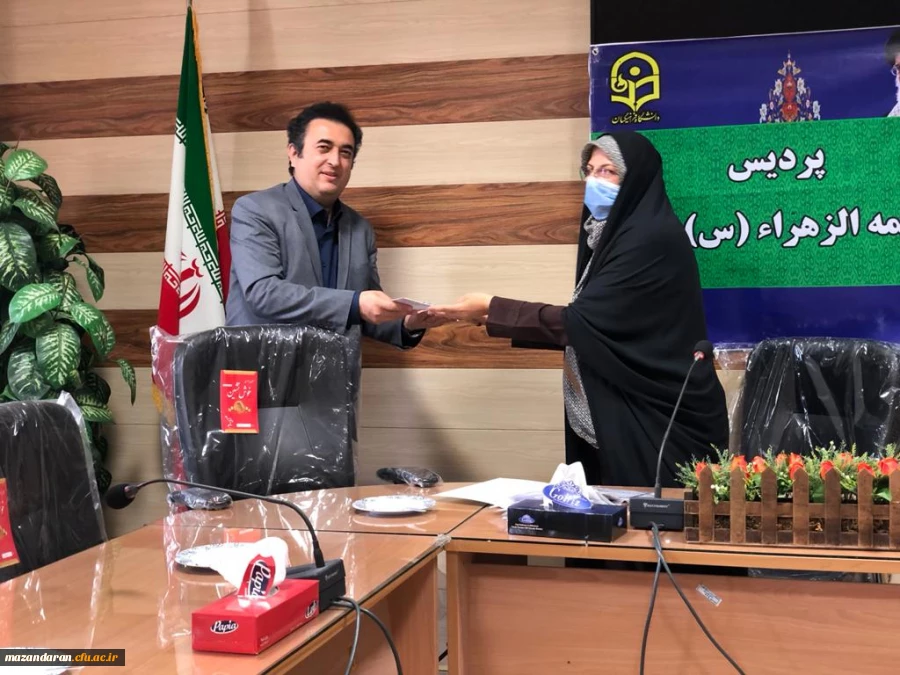 تقدیر از همکاران فعال در حوزه دانشجویی،آموزش، سرای دانشجویی و روابط عمومی 2