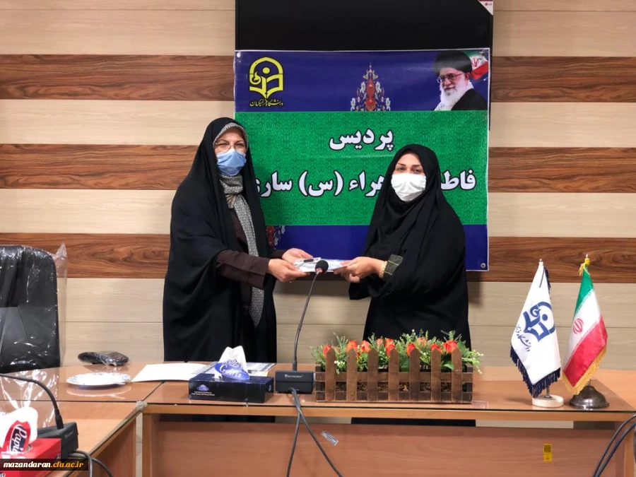 تقدیر از همکاران فعال در حوزه دانشجویی،آموزش، سرای دانشجویی و روابط عمومی 10