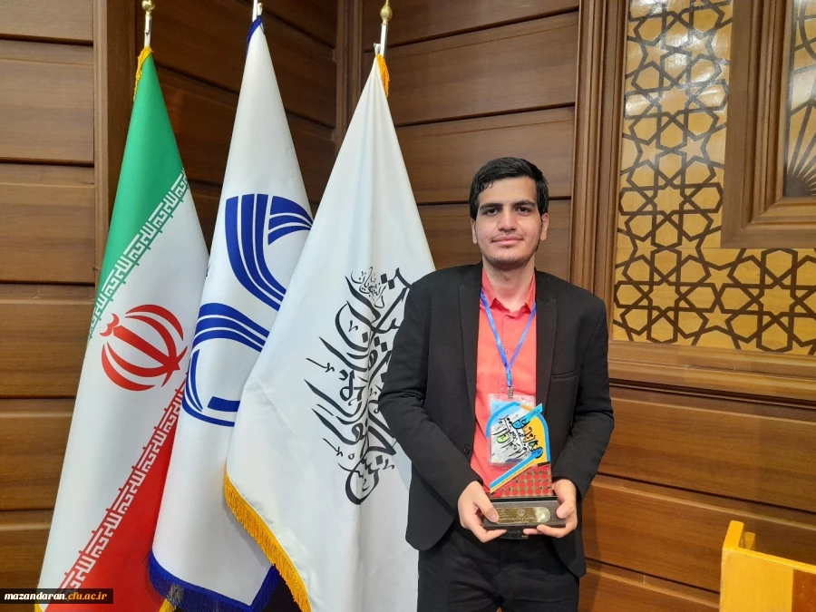 مصاحبه ای کوتاه با آقای محمد رضا شاه قلی زاده دانشجو معلم برتر سی وششمین جشنواره ملی قرآن و عترت در بخش طراحی نرم افزار 2