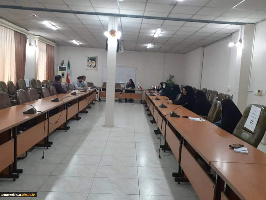 جلسه شورای اداری به منظور حضوری شدن امتحانات پایان نیمسال دوم ۱۴۰۱_۱۴۰۰ 3