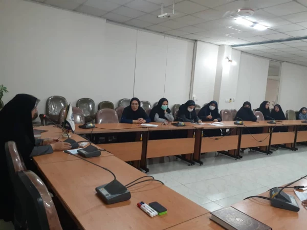 جلسه شورای اداری به منظور حضوری شدن امتحانات پایان نیمسال دوم ۱۴۰۱_۱۴۰۰ 4