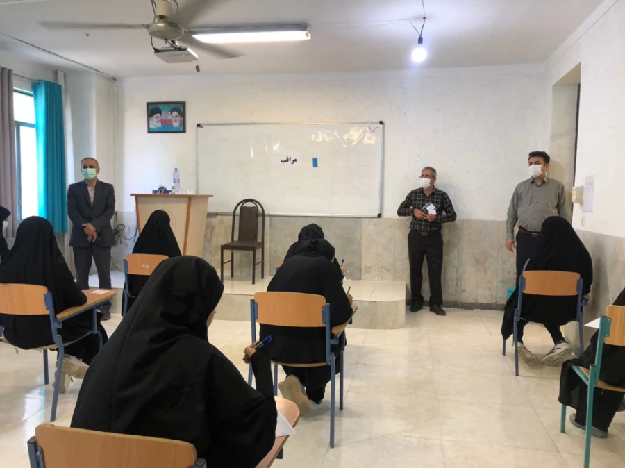 بازدید سرپرست دانشگاه فرهنگیان استان مازندران از برگزاری امتحانات حضوری 3