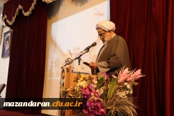 بزرگترین پشتوانه دانشگاه فرهنگیان ولی فقیه است. 9