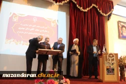 بزرگترین پشتوانه دانشگاه فرهنگیان ولی فقیه است. 18