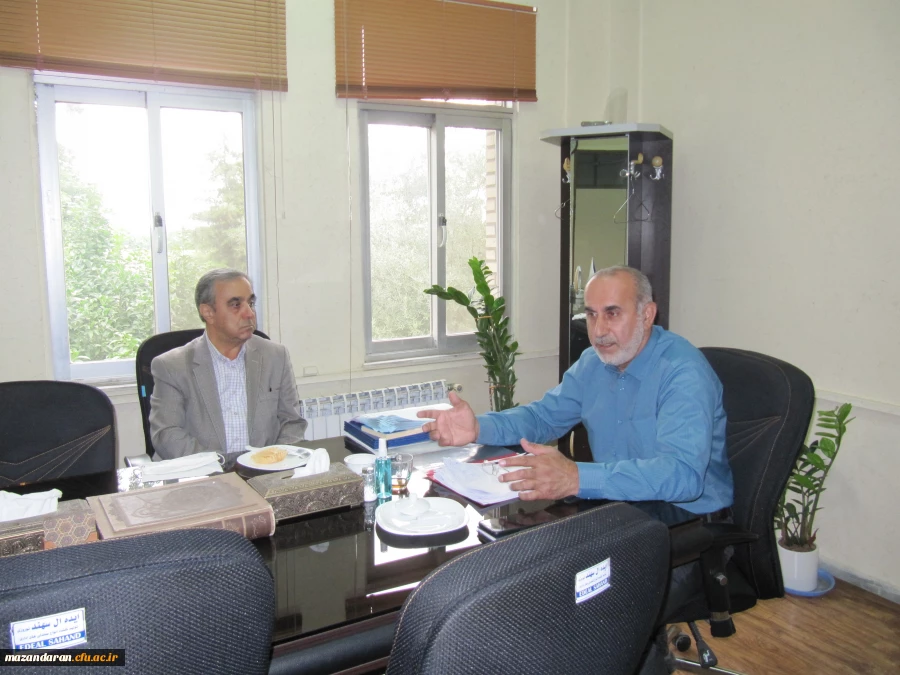 نشست صمیمی رئیس دانشگاه فرهنگیان مازندران با اعضای کانون بازنشستگان استان مازندران  3