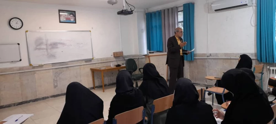 برگزاری کارگاه فن بیان و سخنوری ویژه دانشجویان رشته آموزش ابتدایی ورودی ۱۳۹۸ 3