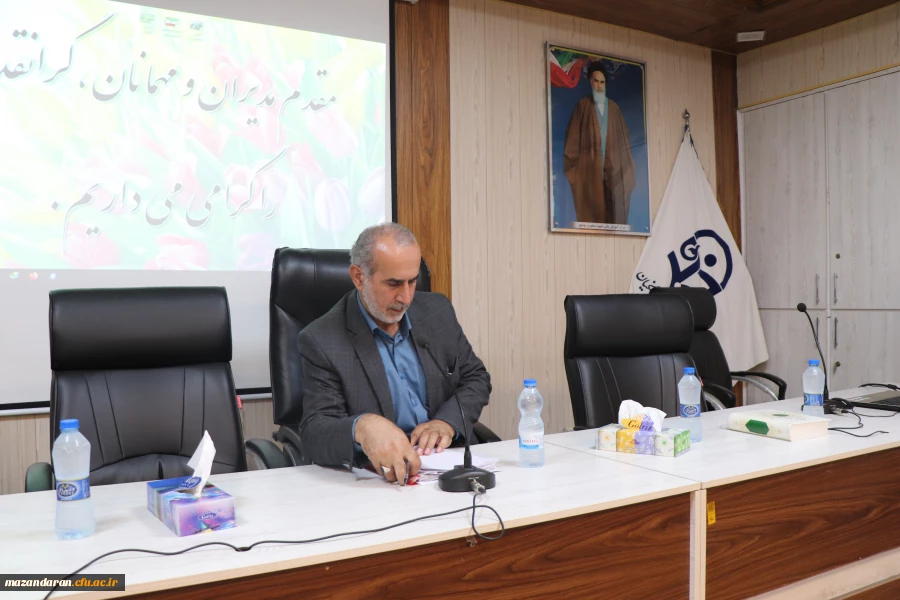 دومین جلسه رئیس دانشگاه فرهنگیان مازندران  بادانشجویان ،استادان وکارکنان مرکزشهید مطهری نوشهر 5