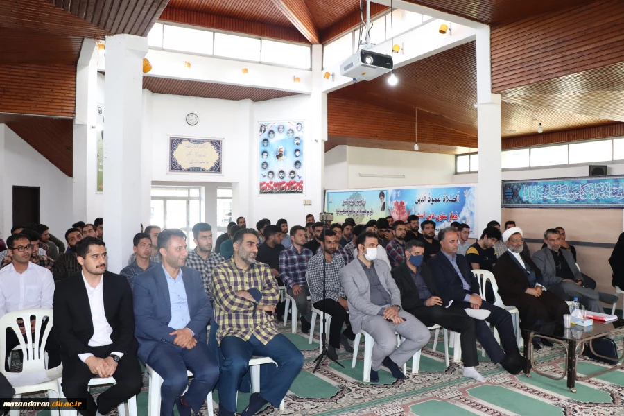 دومین جلسه رئیس دانشگاه فرهنگیان مازندران  بادانشجویان ،استادان وکارکنان مرکزشهید مطهری نوشهر 4