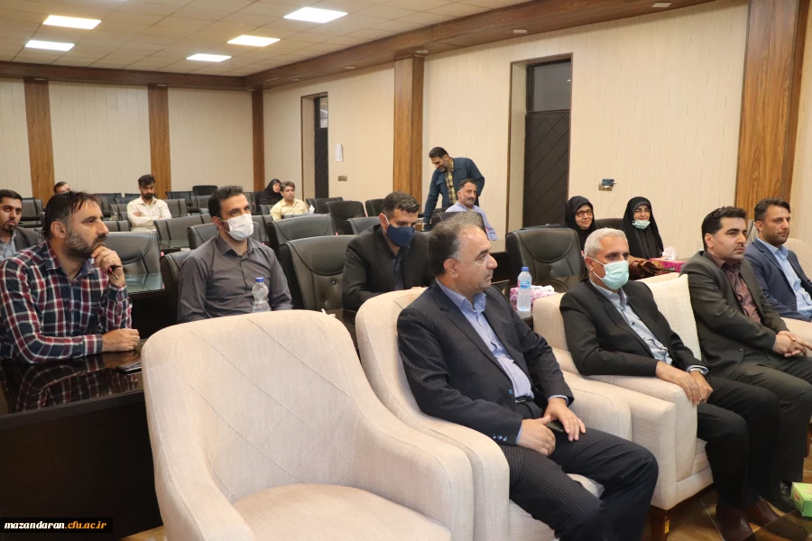 دومین جلسه رئیس دانشگاه فرهنگیان مازندران  بادانشجویان ،استادان وکارکنان مرکزشهید مطهری نوشهر 6