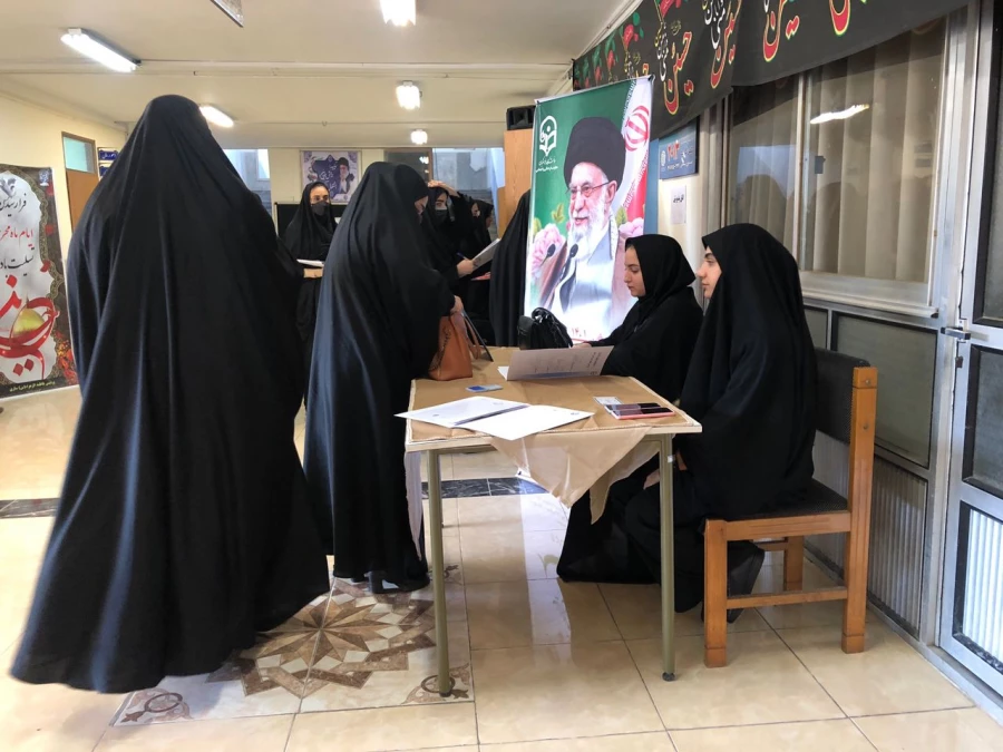 بازدید سرپرست محترم دانشگاه فرهنگیان استان مازندران از روند مصاحبه داوطلبان ورود به دانشگاه فرهنگیان(1401) 2