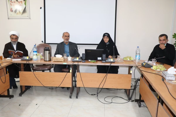 جلسه شورای مدیریت ، نظارت، ارزیابی عملکرد، توسعه منابع  استان ونشست صمصیمی با دانشجو معلمان مرکز قائمشهر 5