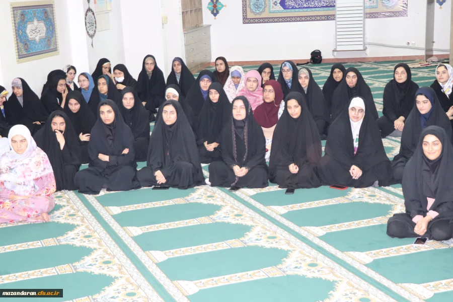 نشست صمیمی رئیس دانشگاه فرهنگیان مازندران با اساتید ودانشجومعلمان پردیس فاطمه  زهرا(س) ساری 2