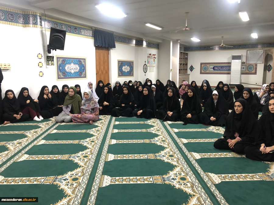 نشست صمیمی سرپرست محترم دانشگاه فرهنگیان استان مازندران با اساتید، کارکنان و دانشجویان 10