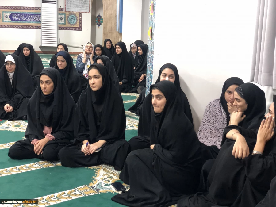 نشست صمیمی سرپرست محترم دانشگاه فرهنگیان استان مازندران با اساتید، کارکنان و دانشجویان 11