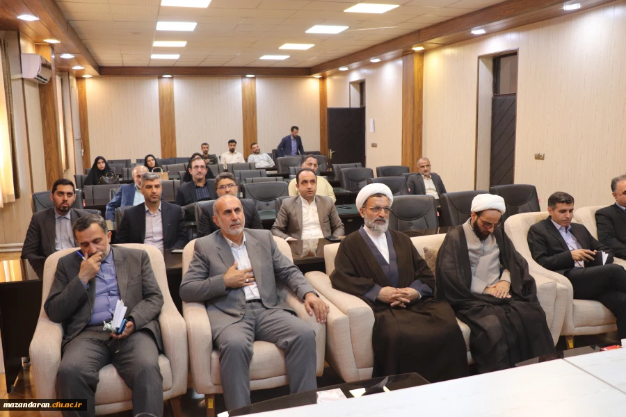  نشست صمیمی ریاست دانشگاه فرهنگیان مازندران با دانشجو معلمان مرکز آموزش عالی شهید مطهری نوشهر  3