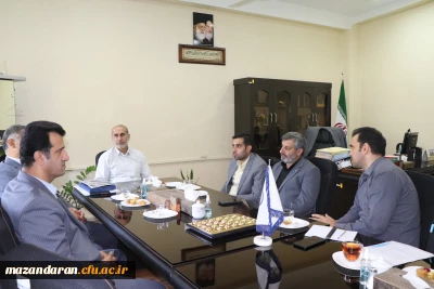 نشست صمیمی رئیس دانشگاه مازندران  با رئیس کل بانک تعاون مازندران 