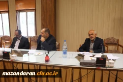 

جلسه شورای مدیریت ،نظارت، ارزیابی عملکرد وتوسعه منابع دانشگاه فرهنگیان مازندران
  
 2
