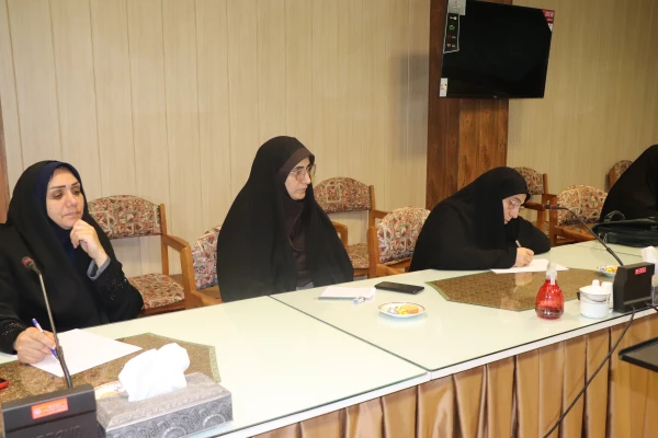 نشست دوره ای کارشناسان وکارشناس مسئولان فرهنگی واجتماعی پردیس ها ومراکز تابعه  دانشگاه فرهنگیان مازندران 5