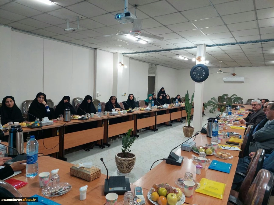 جلسه هم اندیشی مدرسان دانشگاه فرهنگیان مرکز حضرت فاطمه (س) قائمشهر 2
