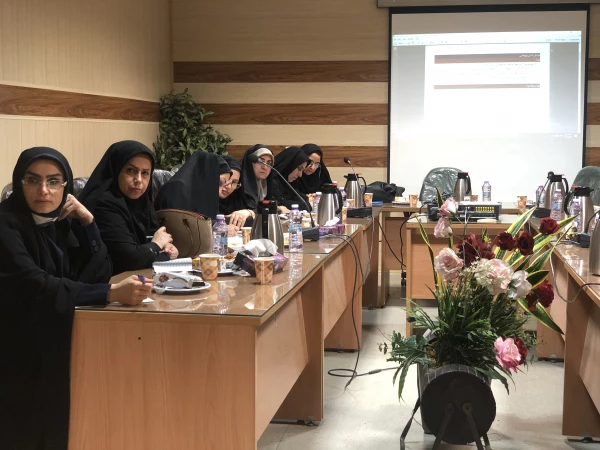 برگزاری کارگاه بازآموزی اساتید درس کارورزی3 5