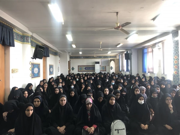 جلسه مسئولین هسته گزینش اداره کل آموزش و پرورش با دانشجو معلمان 4