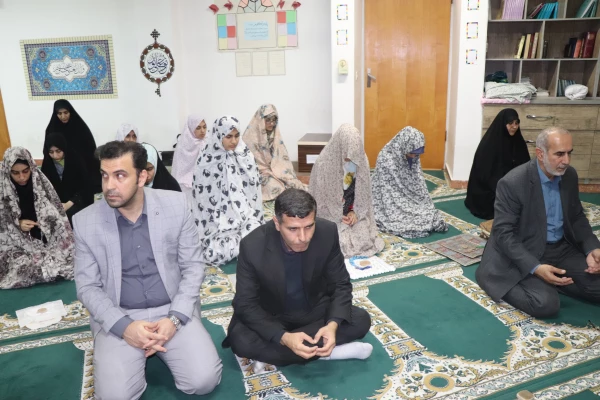 نشست صمیمی رئیس دانشگاه فرهنگیان مازندران با  دانشجویات وکارکنان پردیس فاطمه زهرا س ساری  4