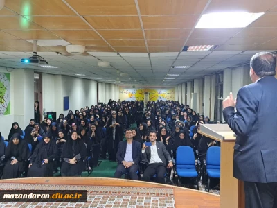 جلسه بررسی مسائل و جریان های سیاسی روز با نگاه روشنگری