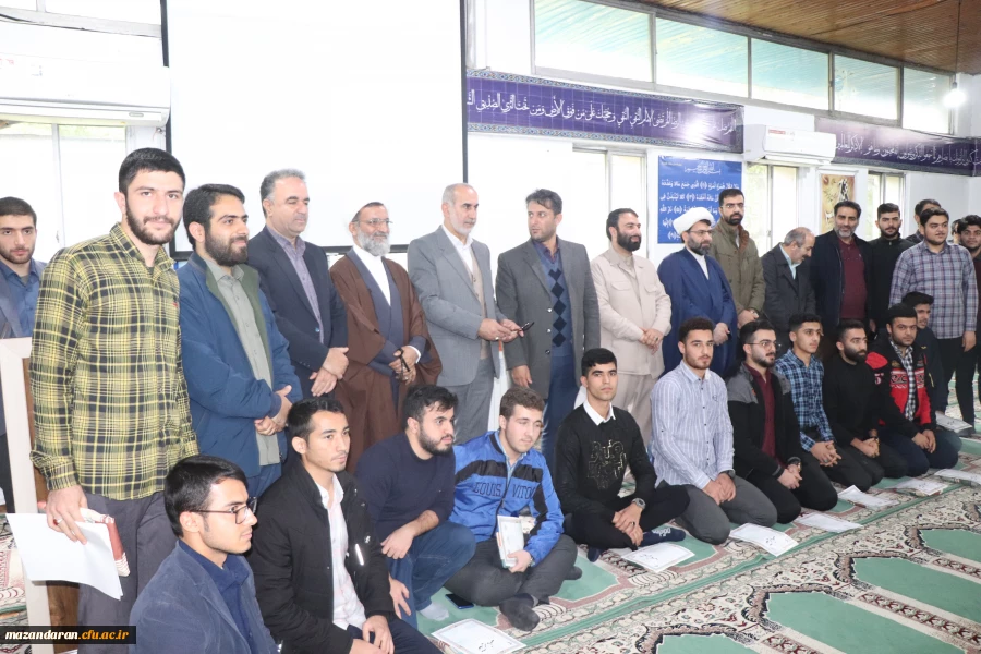 نشست صمیمی رئیس دانشگاه فرهنگیان مازندران با دانشجو معلمان مرکز نوشهر درگرامیداشت روزدانشجو  6