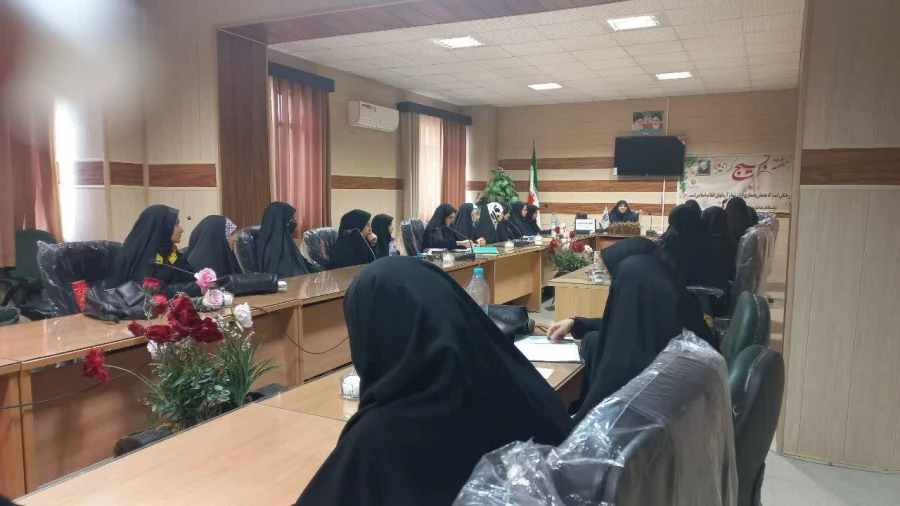 برگزاری نشست با دبیران کانون های فرهنگی و انجمن های علمی منتخب پردیس 3