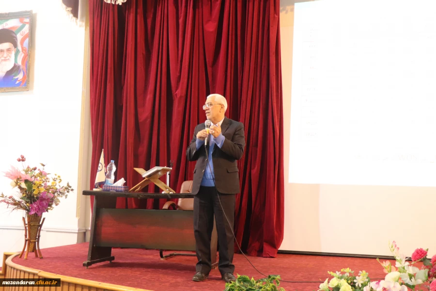   تجلیل از نفرات برتر پژوهشی پردیس هاومراکز تابعه دانشگاه فرهنگیان   3