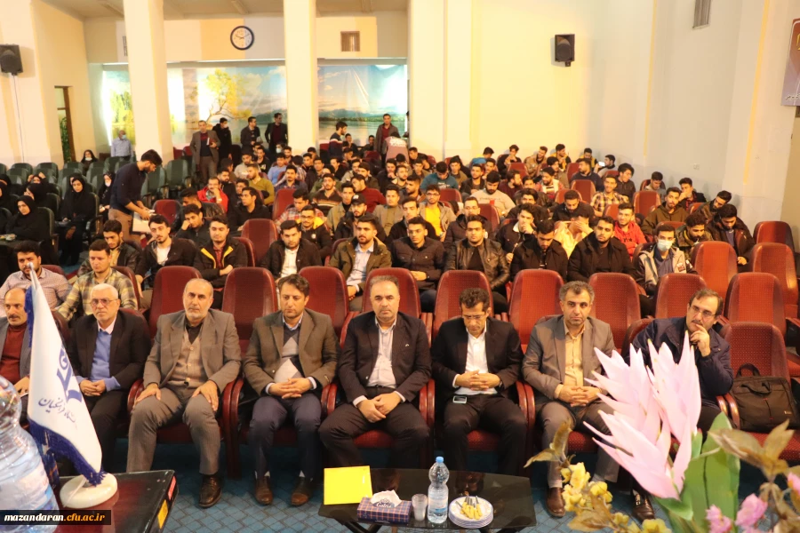   تجلیل از نفرات برتر پژوهشی پردیس هاومراکز تابعه دانشگاه فرهنگیان   6