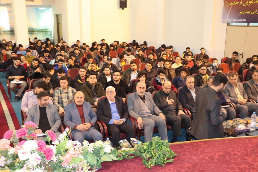   تجلیل از نفرات برتر پژوهشی پردیس هاومراکز تابعه دانشگاه فرهنگیان   7