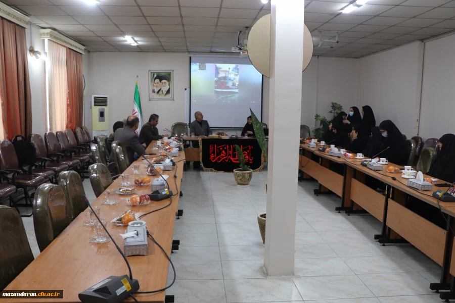 جلسه هم اندیشی رئیس دانشگاه فرهنگیان اساتید مرکز حضرت فاطمه س قائمشهر 3