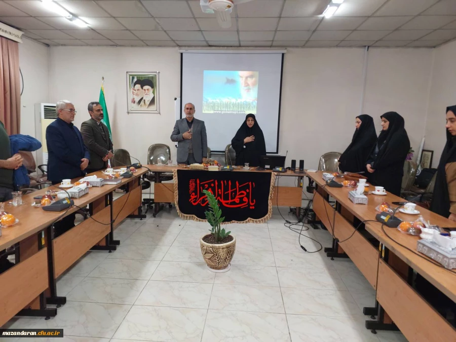 جلسه هم اندیشی رئیس دانشگاه فرهنگیان اساتید مرکز حضرت فاطمه س قائمشهر 2