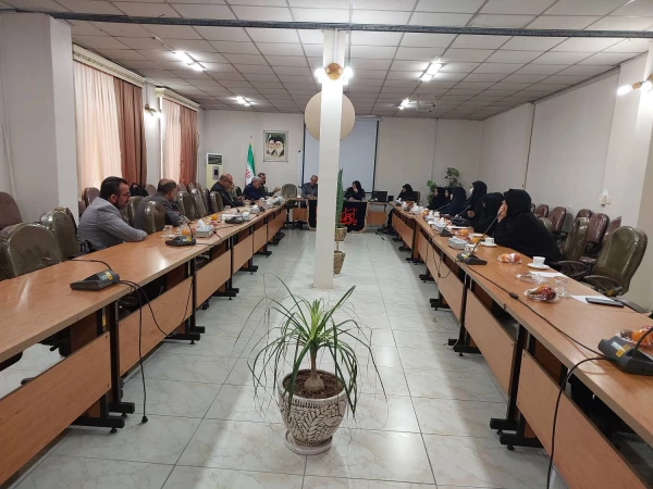 جلسه هم اندیشی رئیس دانشگاه فرهنگیان اساتید مرکز حضرت فاطمه س قائمشهر 4