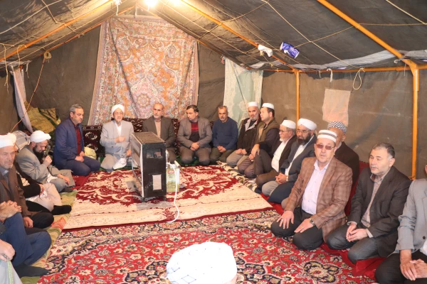 شرکت درمراسم ترحیم دانشجو معلم محمد امین عاشورپور
 2