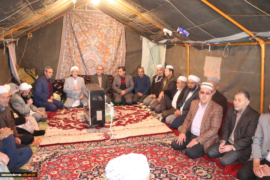 شرکت درمراسم ترحیم دانشجو معلم محمد امین عاشورپور
 2