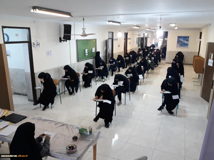 آغاز برگزاری امتحانات پایان نیمسال اول سال تحصیلی 1402-1401  10
