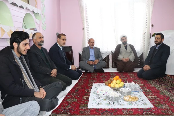 دیدار با خانواده محترم شهدا  دانشجو معلم به مناسبت دهه مبارک فجر  2